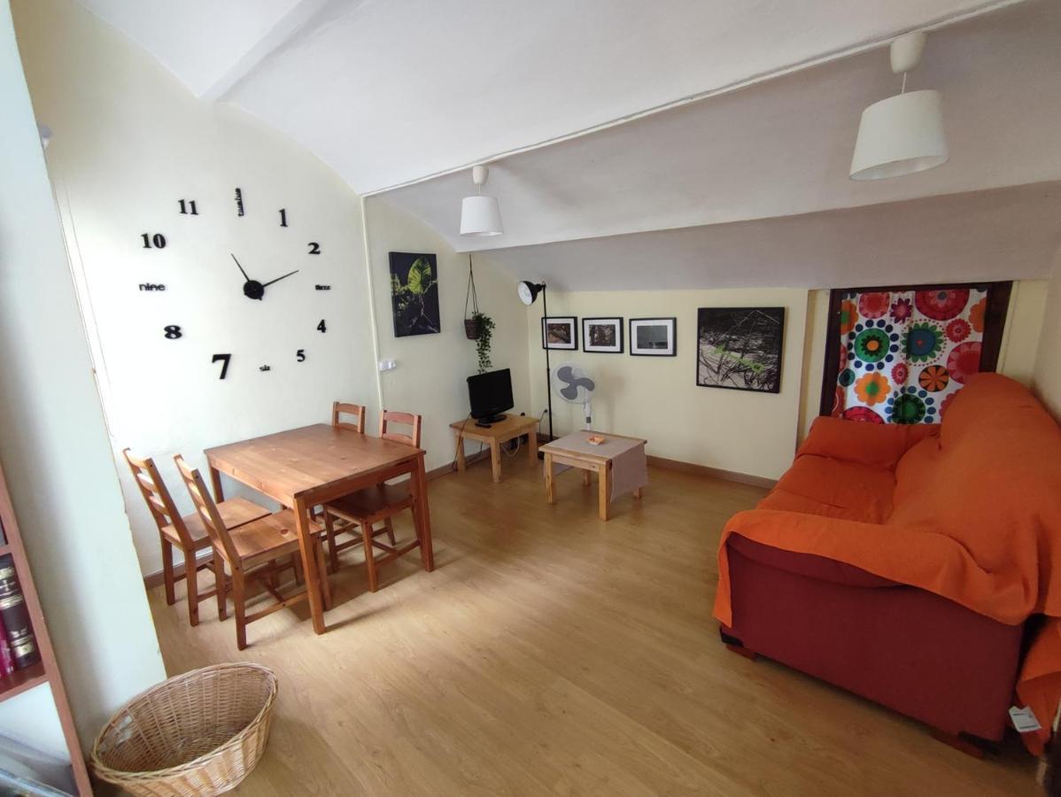 202A Atico Con Encanto - Centro De Villaviciosa 比利亚维西奥萨 外观 照片